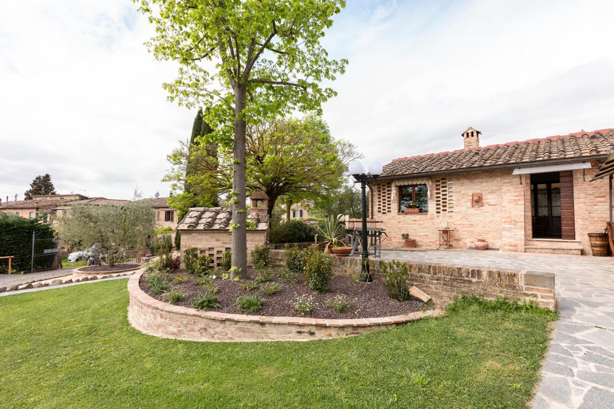 Asso Di Picche Appartement Siena Buitenkant foto
